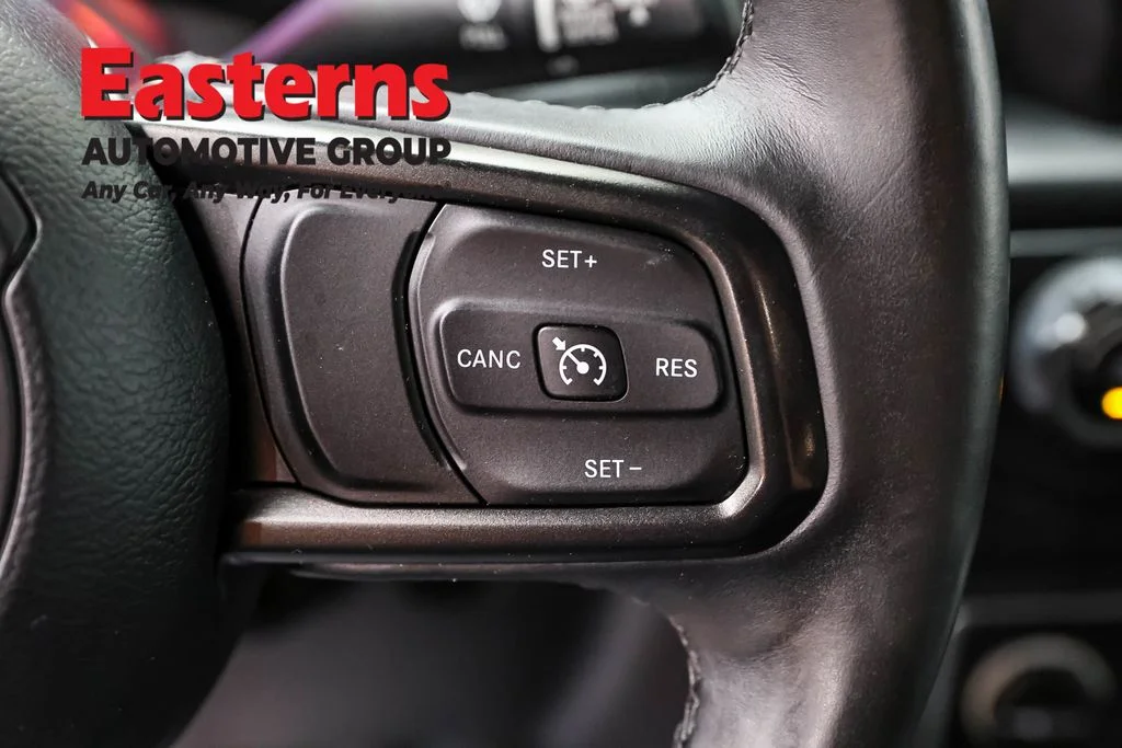 Used 2018 Orange Jeep Unlimited Sport S image 18