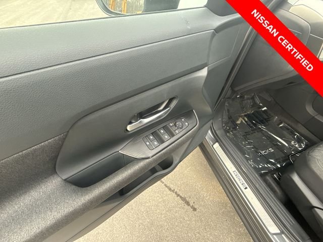 Used 2025 Gray Nissan SV image 13
