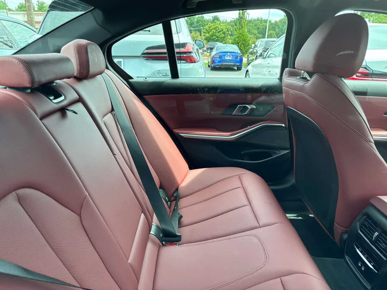 Used 2025 Black Sapphire Metallic BMW M340i xDrive image 16