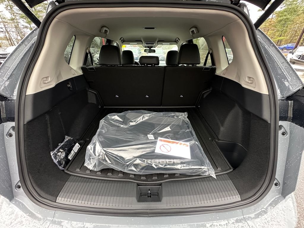 New 2026 Boulder Gray Pearl Nissan Rock Creek® image 22