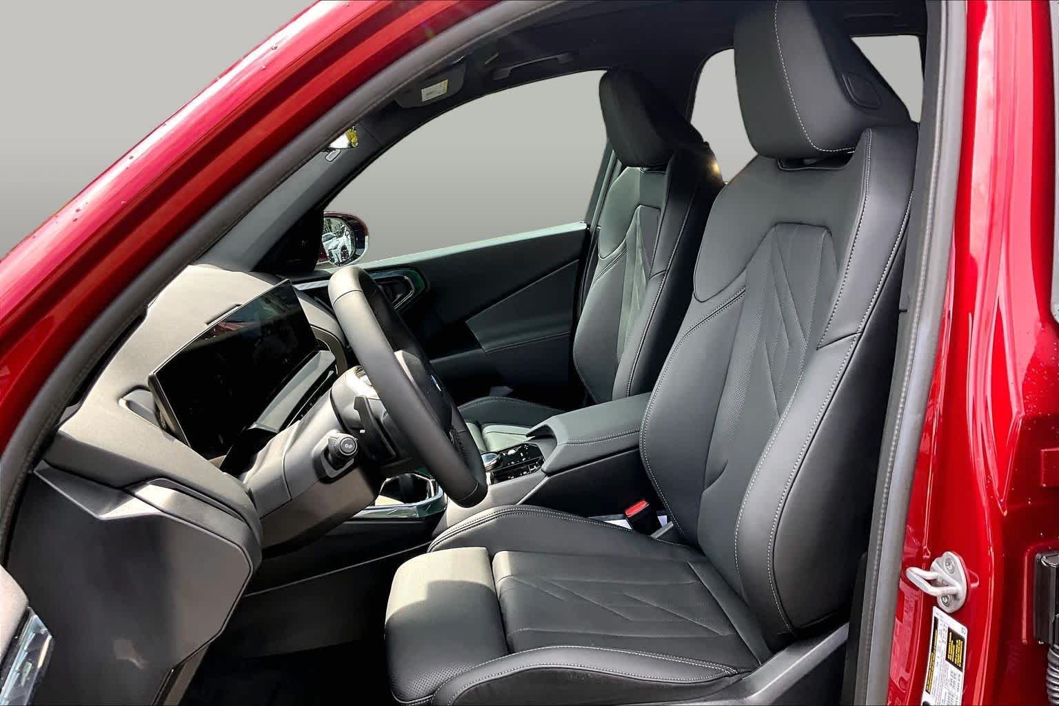 Used 2025 Vegas Red Metallic BMW 30 xDrive image 8