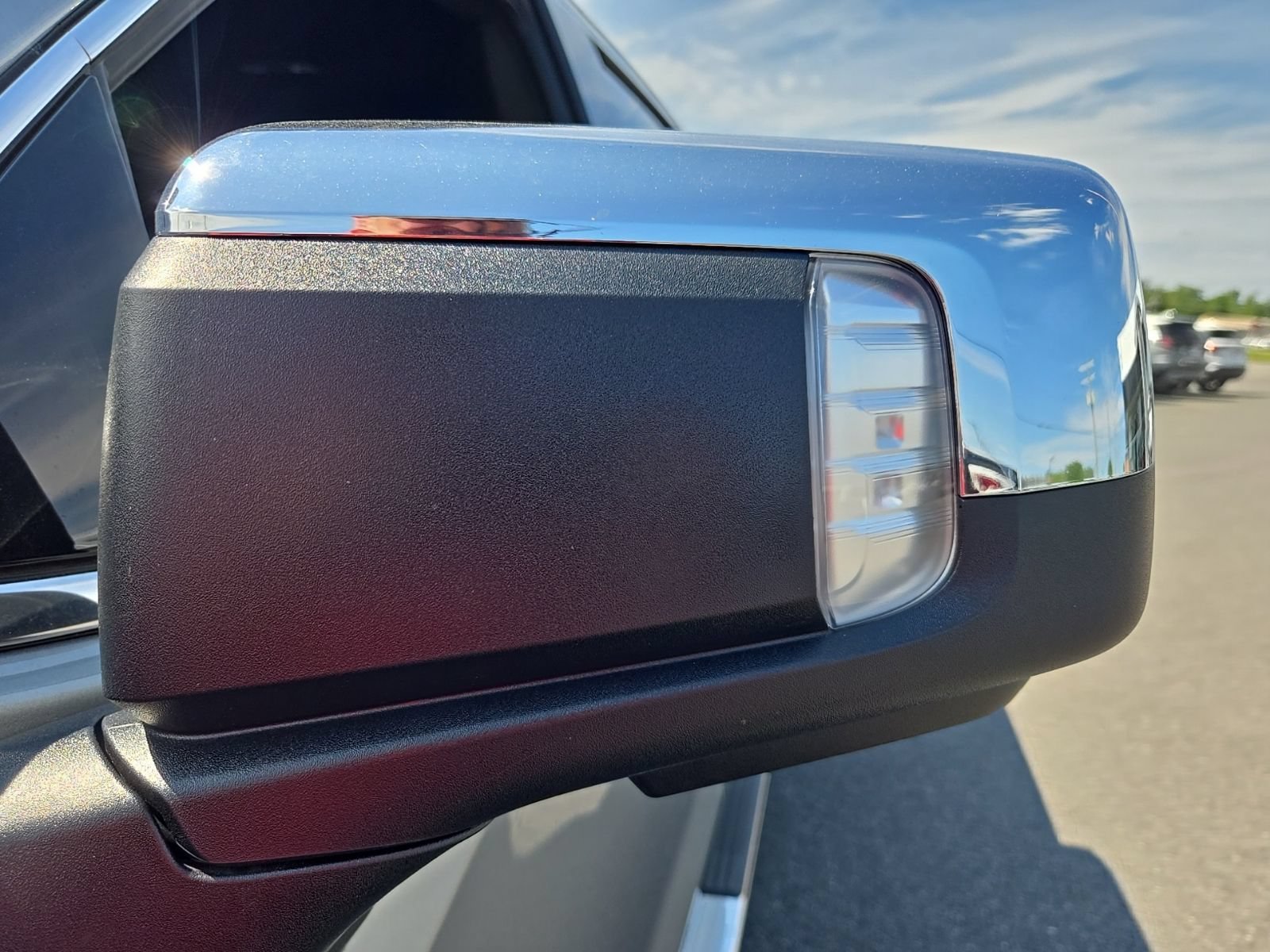 2026 GMC Sierra 1500 SLT - Photo 20