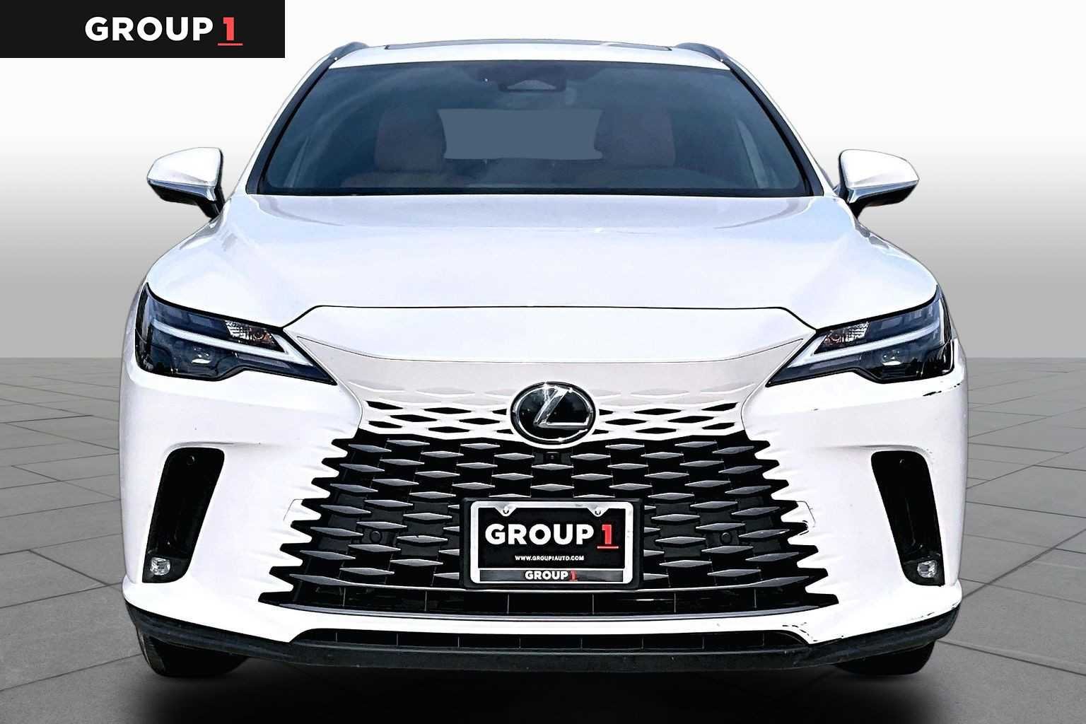 Used 2026 Eminent White Pearl Lexus Premium image 4