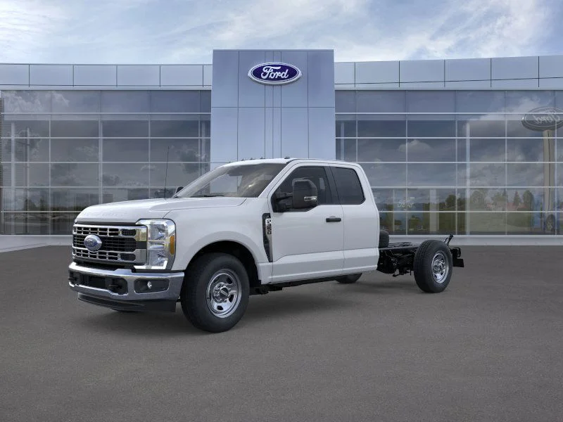 2025 Ford F-350 XL SuperCab 168-In SRW's photo