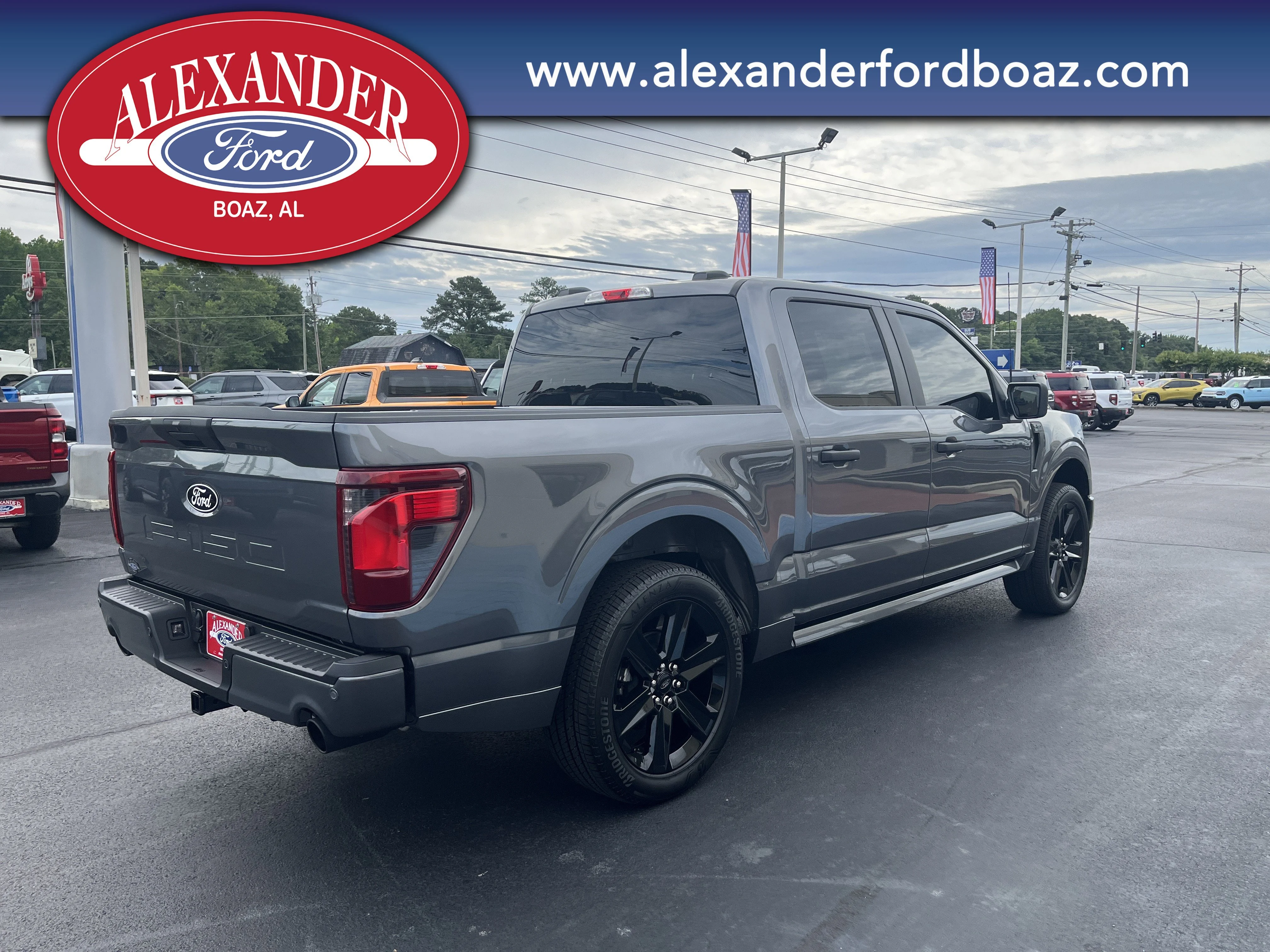 New 2026 Carbonized Gray Metallic Ford Lobo image 5