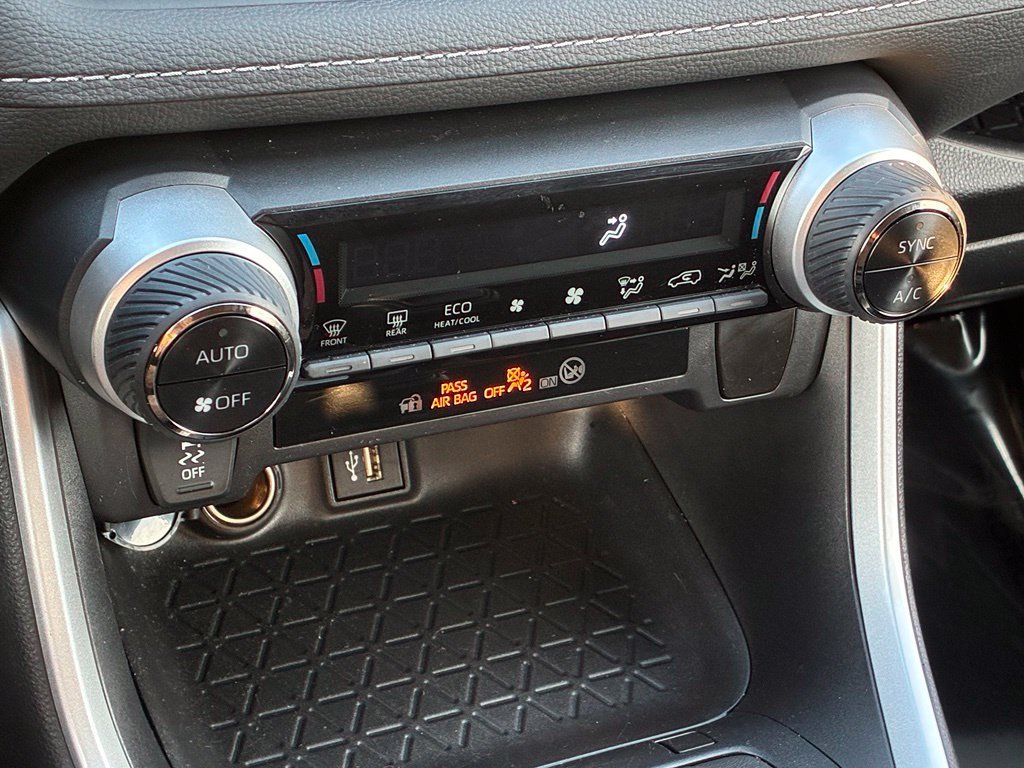 Used 2025 Silver Toyota LE image 22