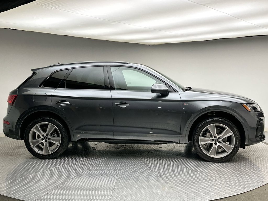 Used 2025 Daytona Gray Pearl Effect Audi 45 S line Premium image 14