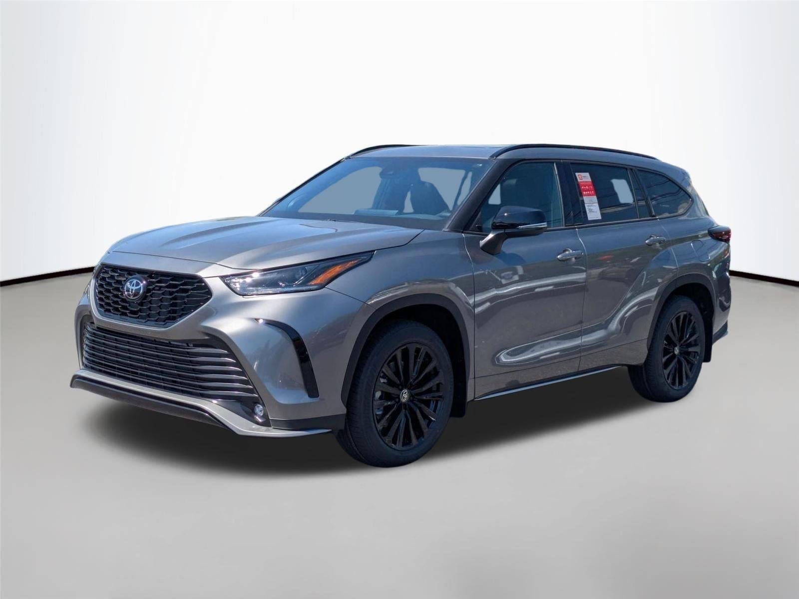 2026 Toyota Highlander XSE AWD's photo