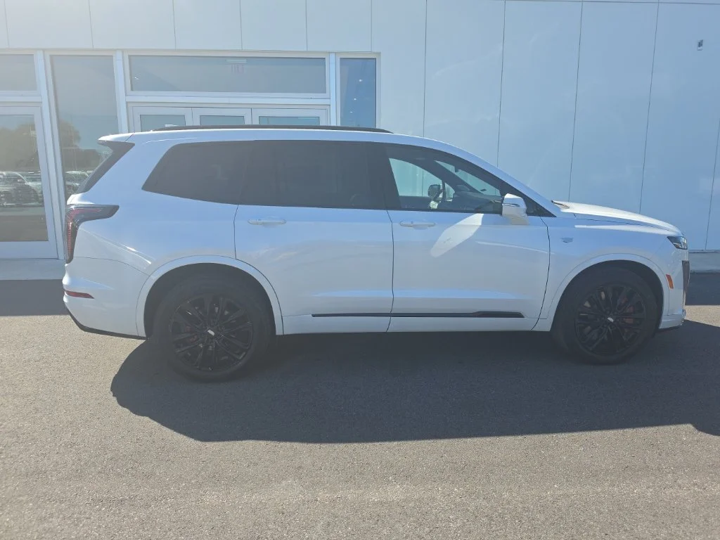 Used 2023 White Cadillac Sport image 2