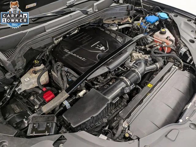 Certified Used 2023 Silver Maserati  image 30
