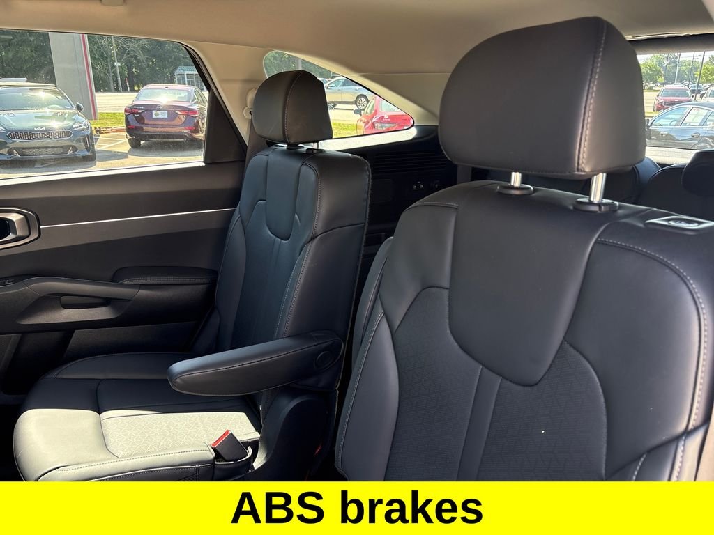 Used 2023 Gray Kia EX image 36