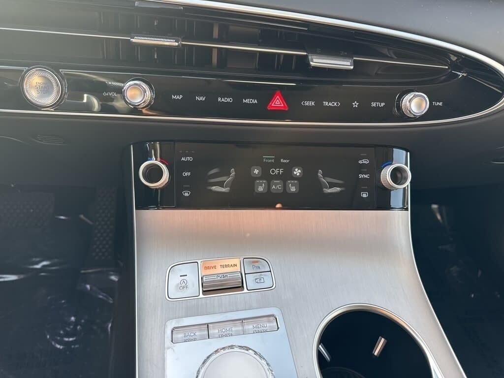 New 2026 Red Genesis 2.5T SELECT image 26