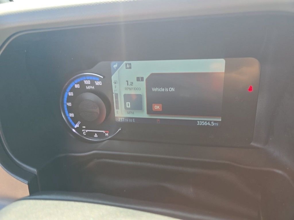 Used 2023 Gray Ford Badlands image 12