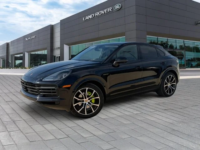 2022 Porsche Cayenne Coupe