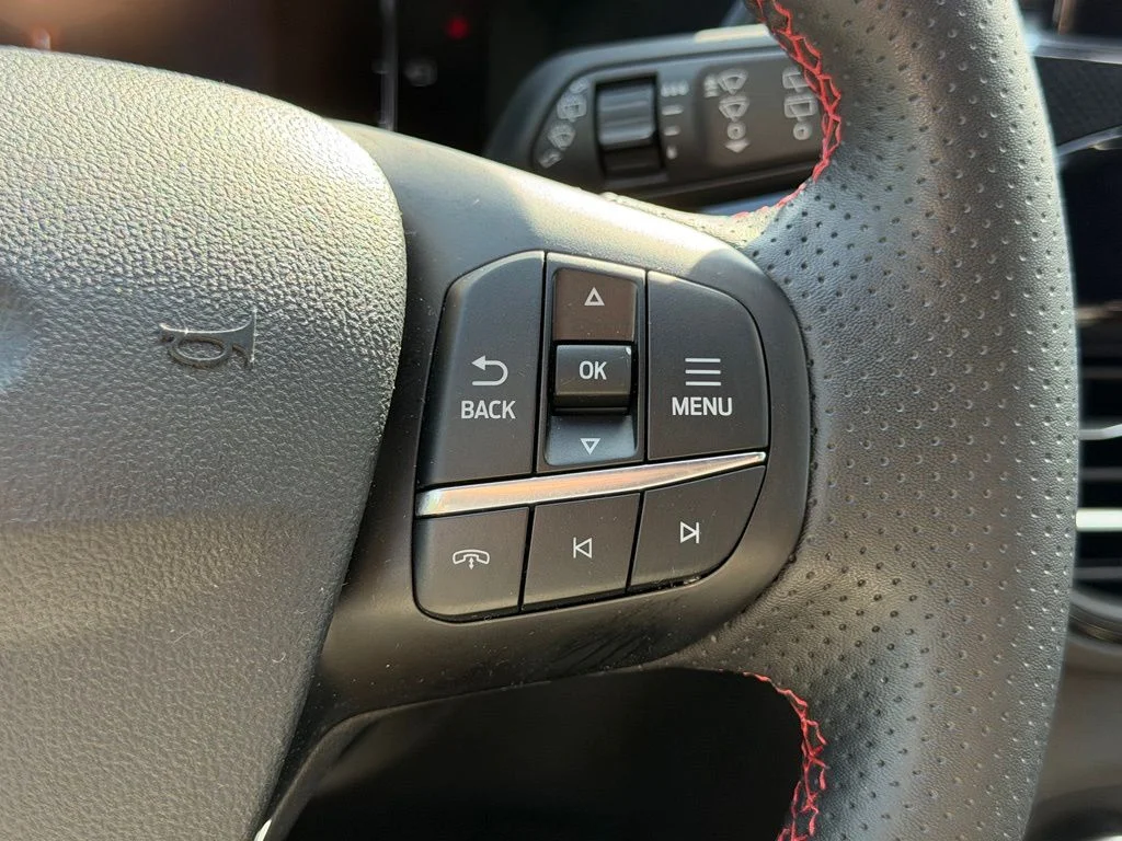 Used 2024 Gray Ford ST-Line image 30