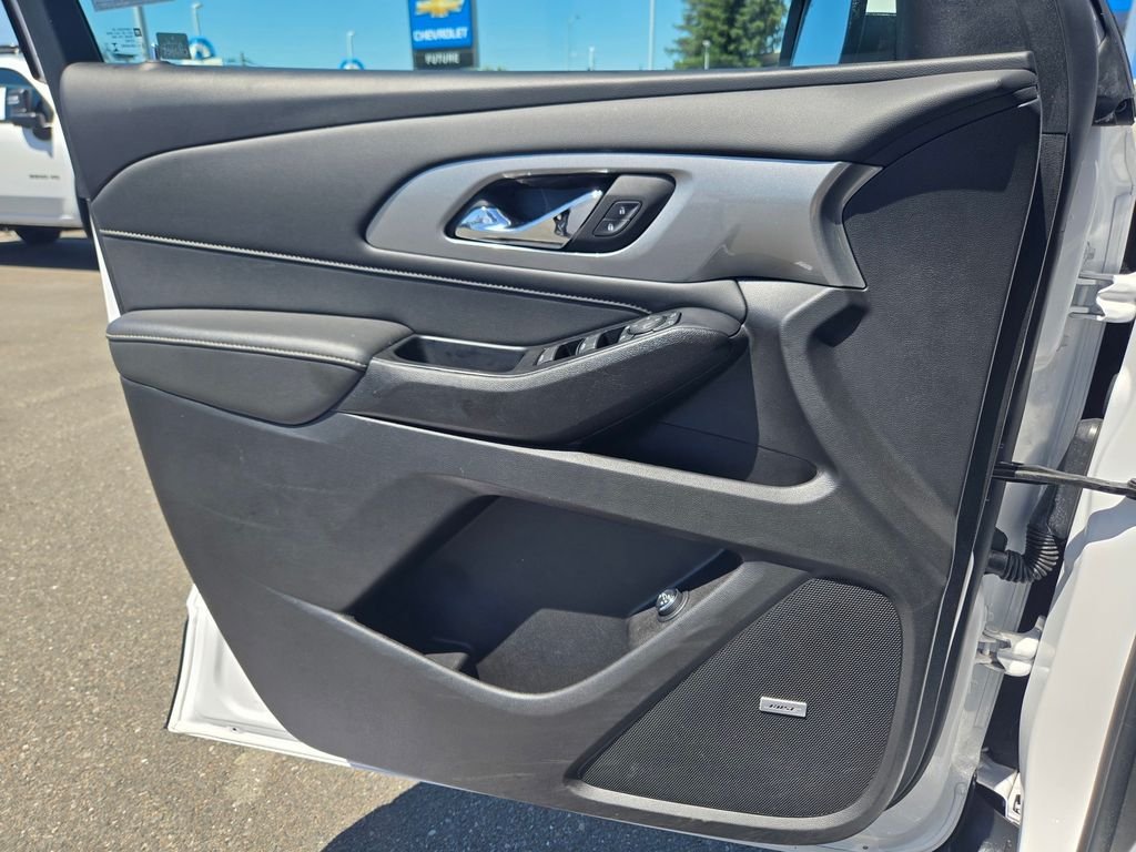 Used 2023 Beige Chevrolet LT Leather image 13