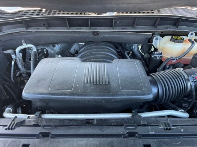 Used 2020 Black GMC SLT image 32