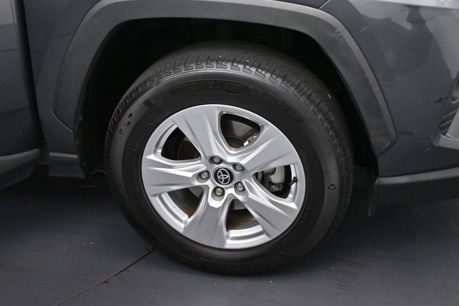 Used 2021 Magnetic Gray Metallic Toyota XLE image 32