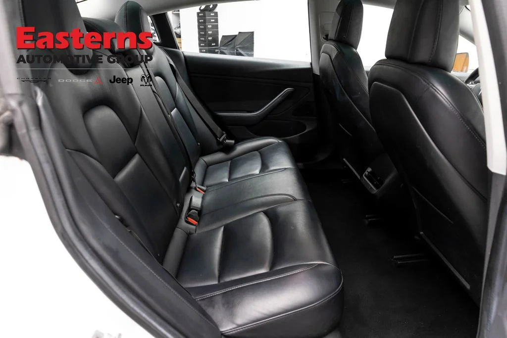 Used 2018 White Tesla Long Range image 16