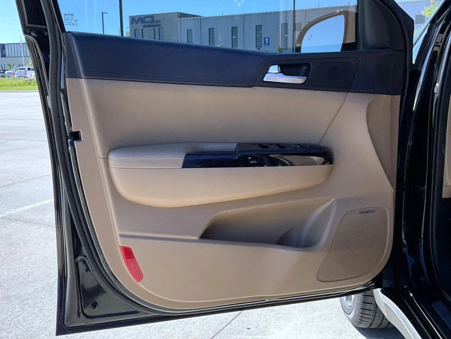Used 2019 Red Kia SX image 9