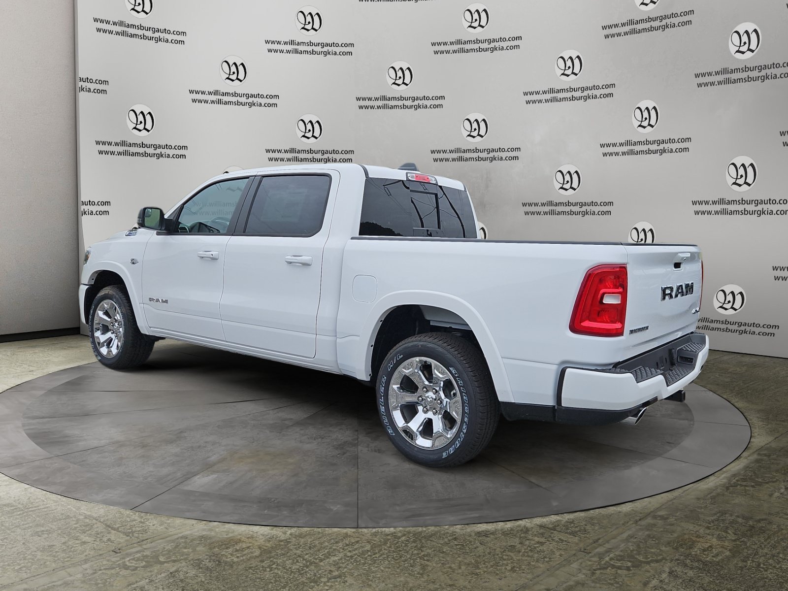 New 2026 Bright White Clear-Coat Exterior Paint RAM Big Horn/Lone Star image 3