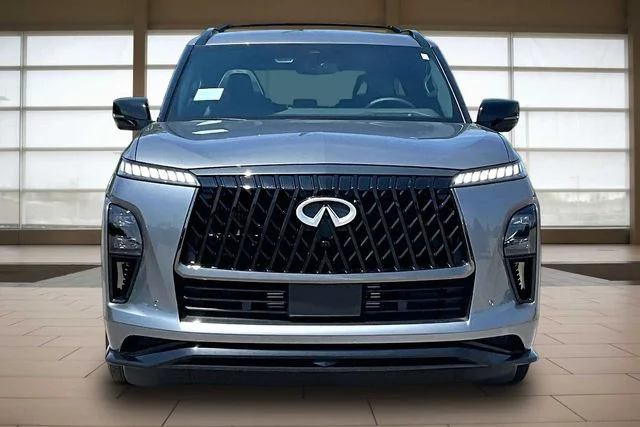 New 2027 Silver INFINITI SPORT image 3