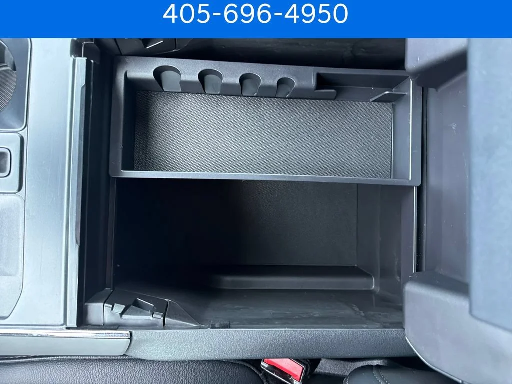 Pre-Owned 2024 Ford F-150 LARIAT