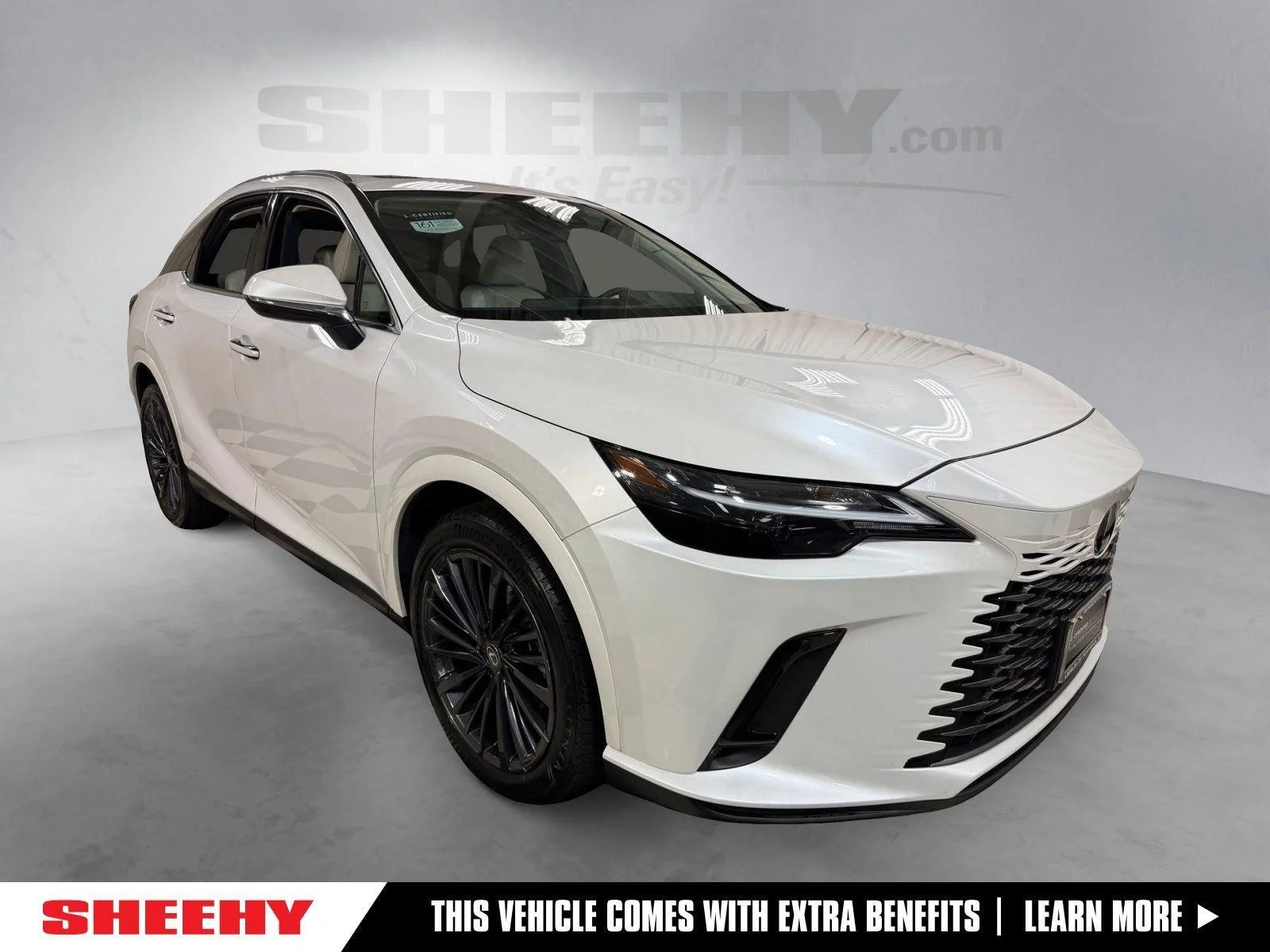 Used 2024 Eminent White Pearl Lexus RX 350 Premium image 1