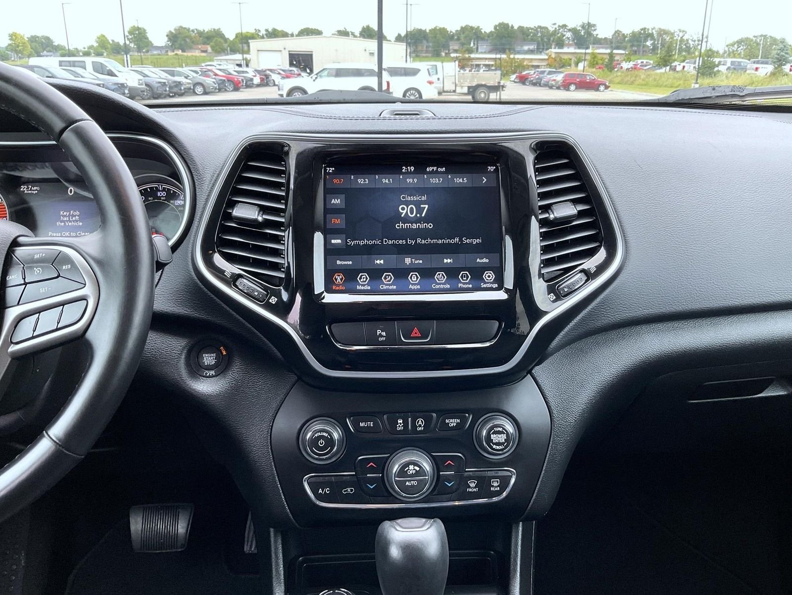 Used 2019 Gray Jeep Limited image 13