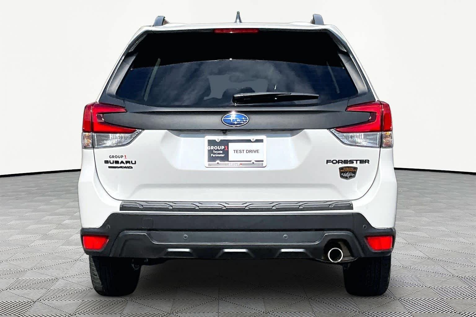 Used 2024 Crystal White Pearl Subaru Wilderness image 5