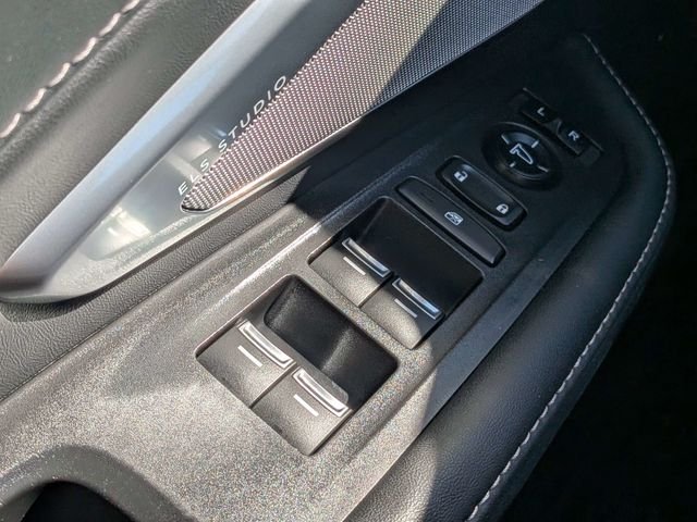 Used 2022 Black Acura Technology Package image 25