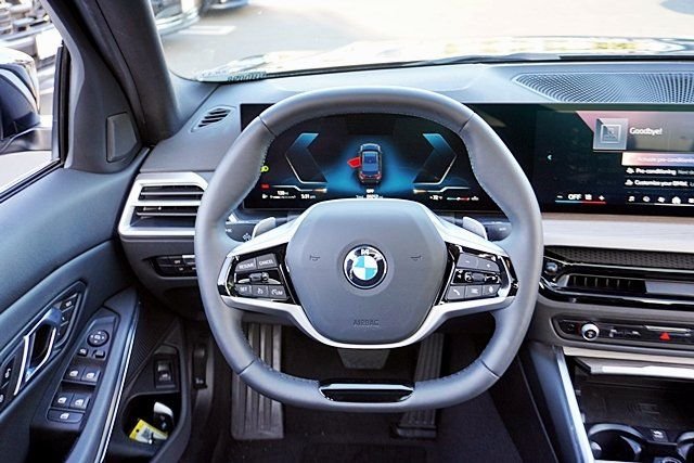 Used 2025 Black BMW 330i xDrive image 19