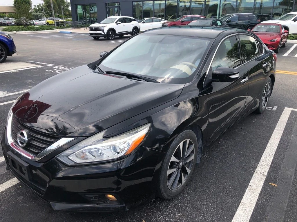 Used 2016 Nissan Altima SV with VIN 1N4AL3AP3GC208736 for sale in Delray Beach, FL