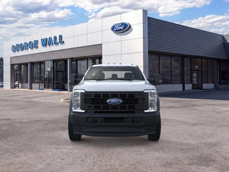 New 2026 Oxford White Ford F-550® XL image 36