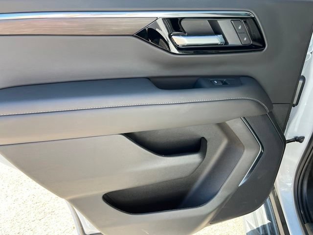 2026 Chevrolet Tahoe LS - Photo 17