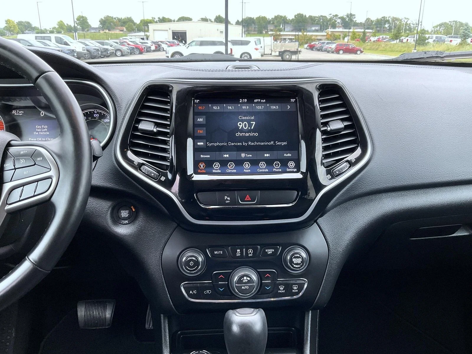 Used 2019 Gray Jeep Limited image 13