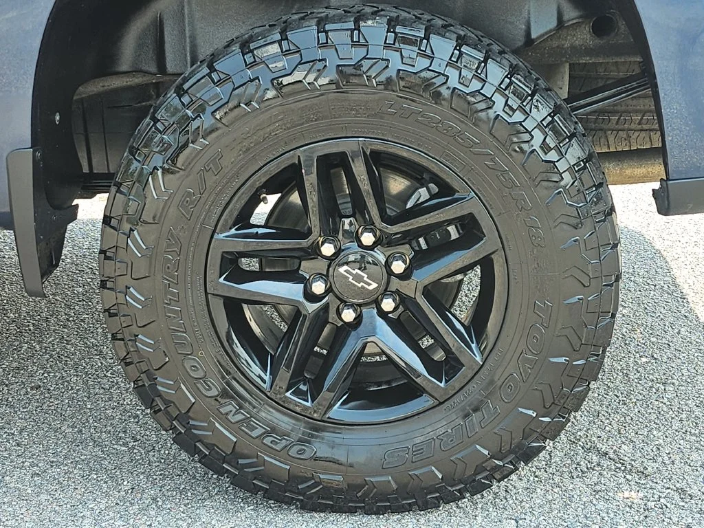 Used 2020 Blue Chevrolet Custom Trail Boss image 13