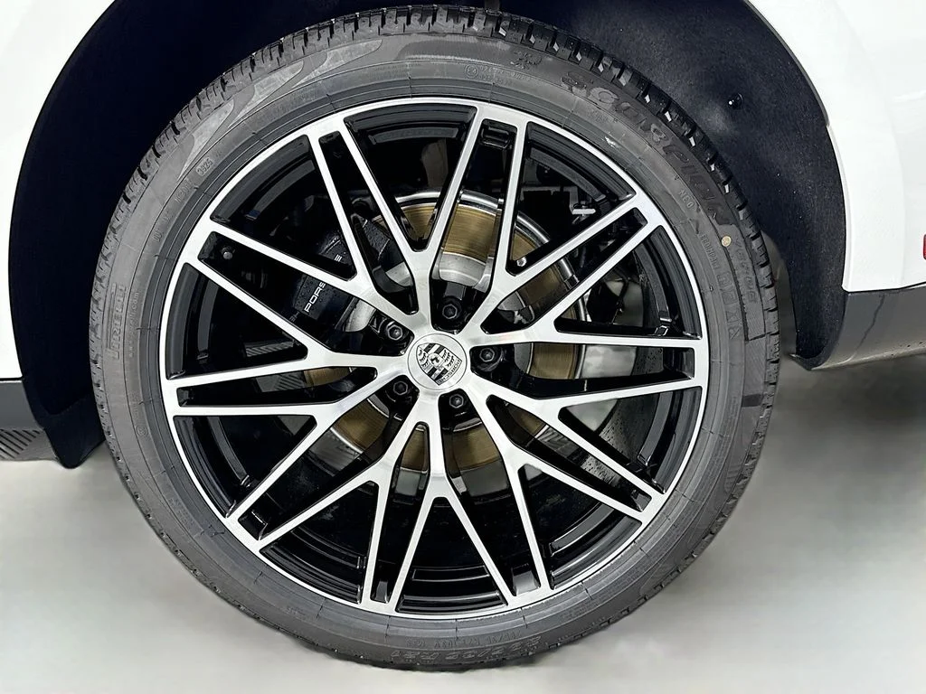 Certified Used 2026 White Porsche  image 32