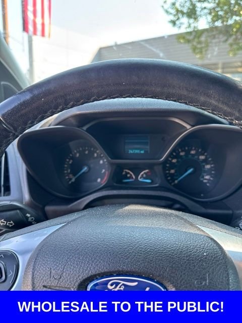 Used 2016 Frozen White Ford XLT image 10