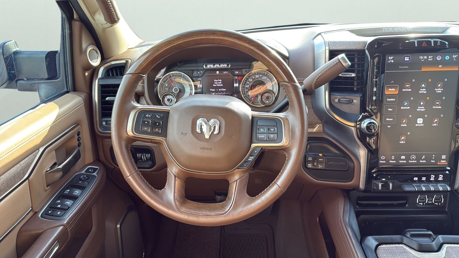 Used 2022 White Ram Longhorn image 12