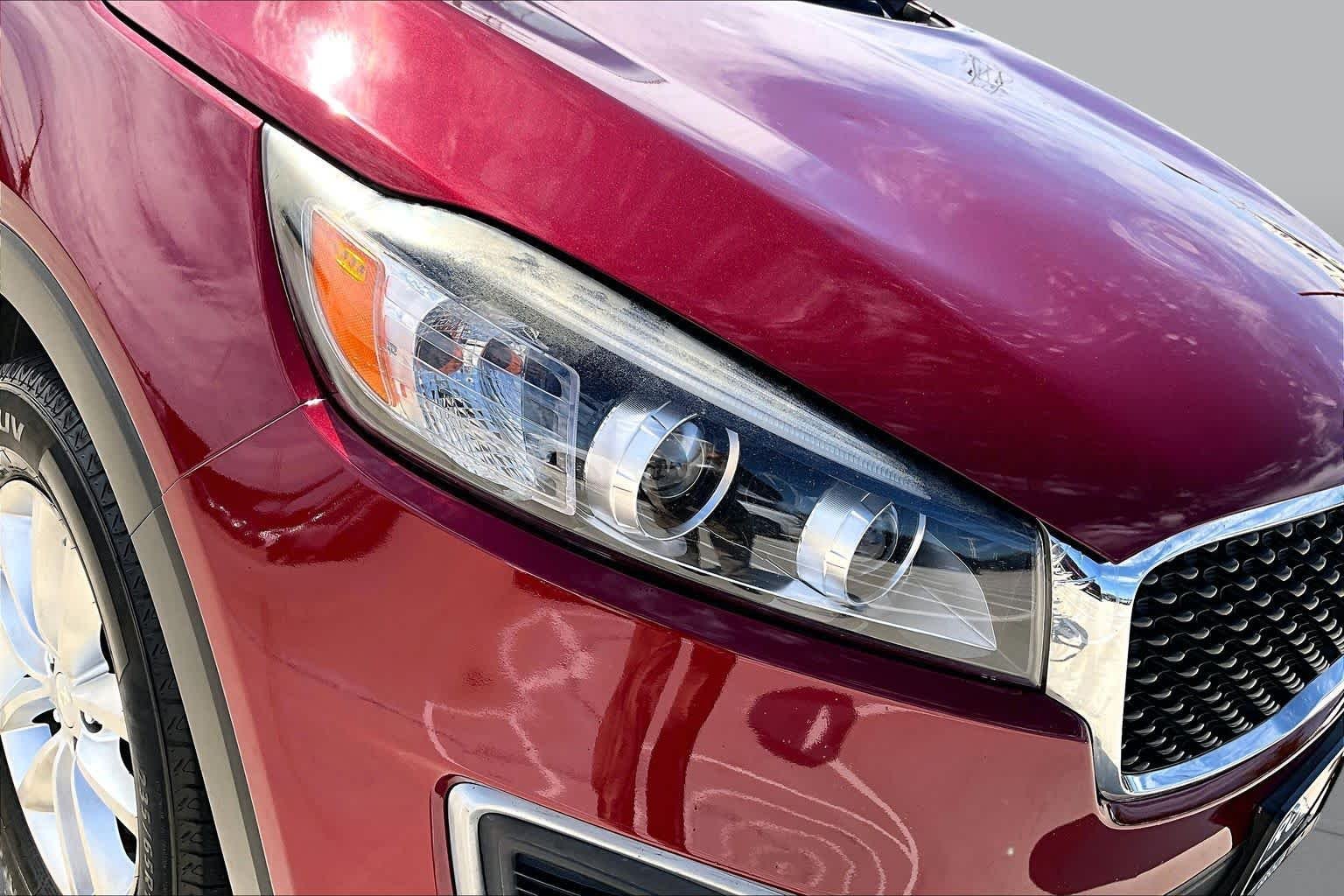 Used 2017 Remington Red Kia LX V6 image 28