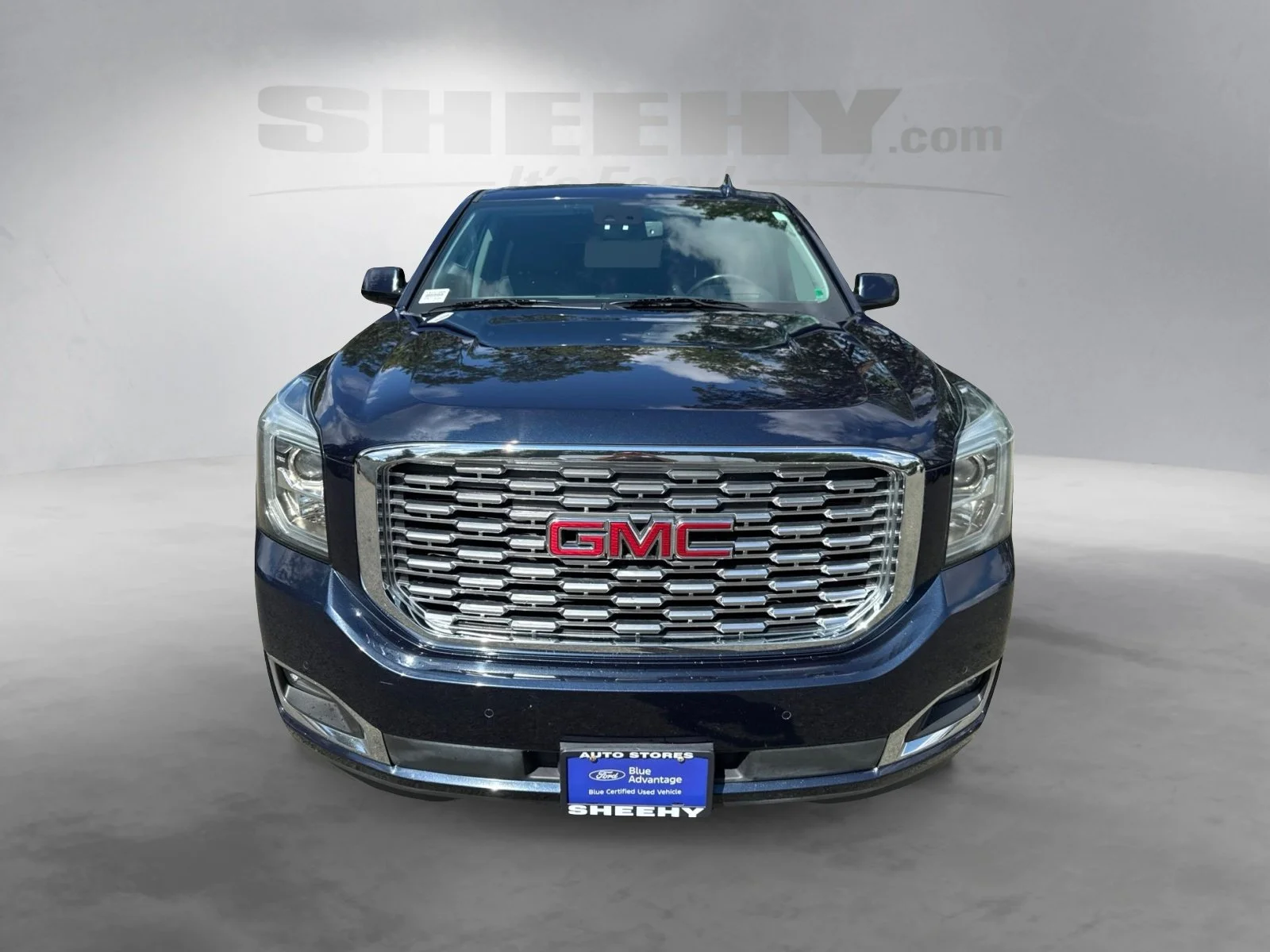 Used 2020 Dark Sapphire Blue GMC Denali image 17