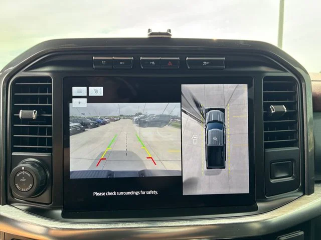 Used 2023 Black Ford Lariat image 31