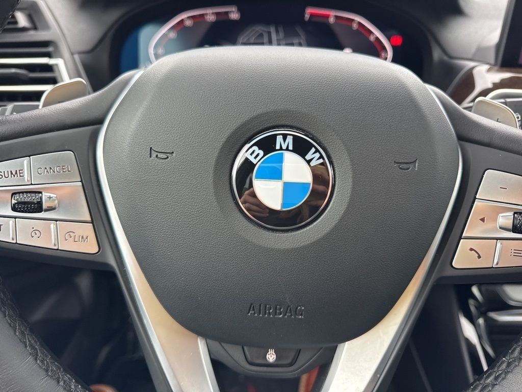 Used 2024 Black Sapphire Metallic BMW xDrive30i image 37