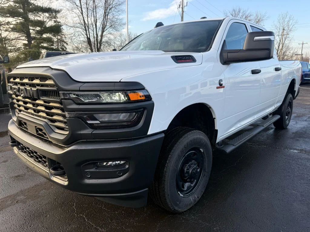 New 2025 Bright White Clear-Coat Exterior Paint RAM Tradesman image 7