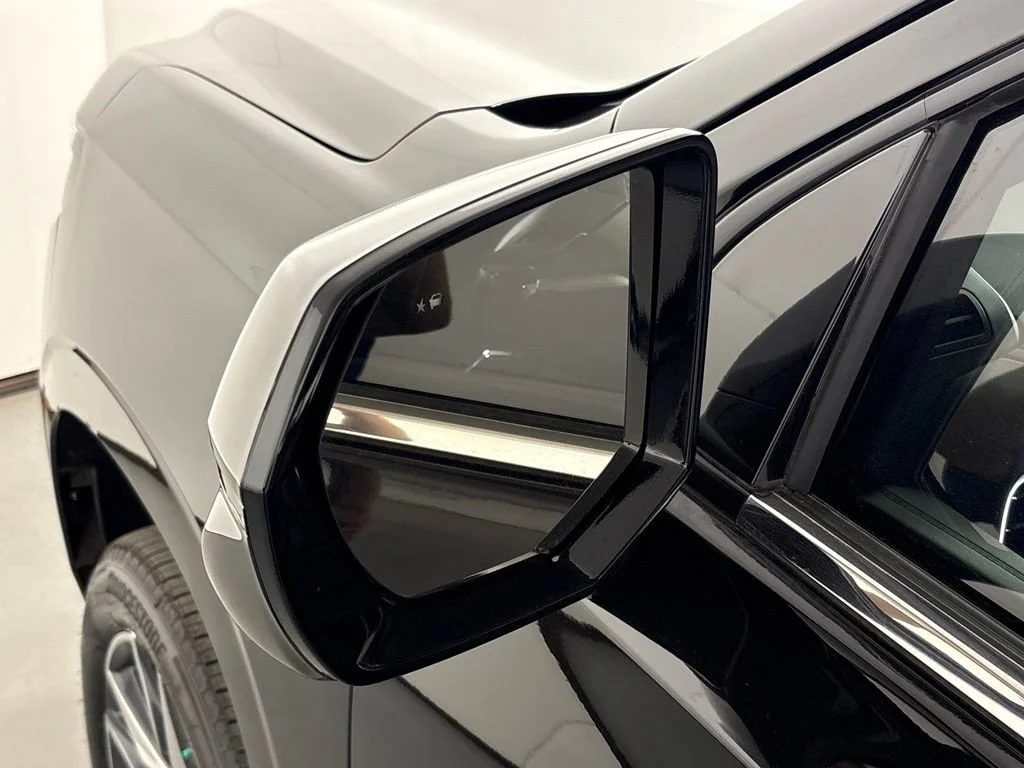 2026 Chevrolet Tahoe LS - Photo 15