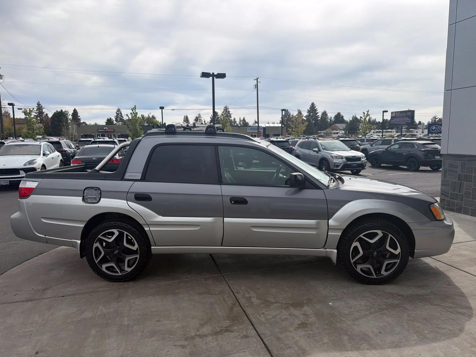 Used 2005  Subaru Sport image 4