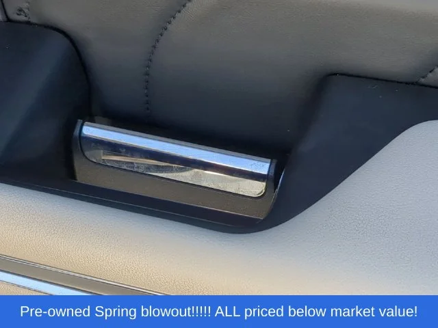 Used 2022 White Ford Platinum image 49