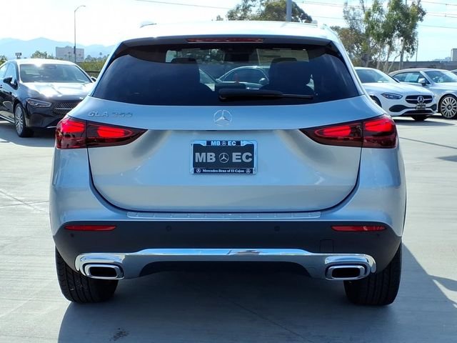 New 2026 Silver Mercedes-Benz GLA 250 image 22