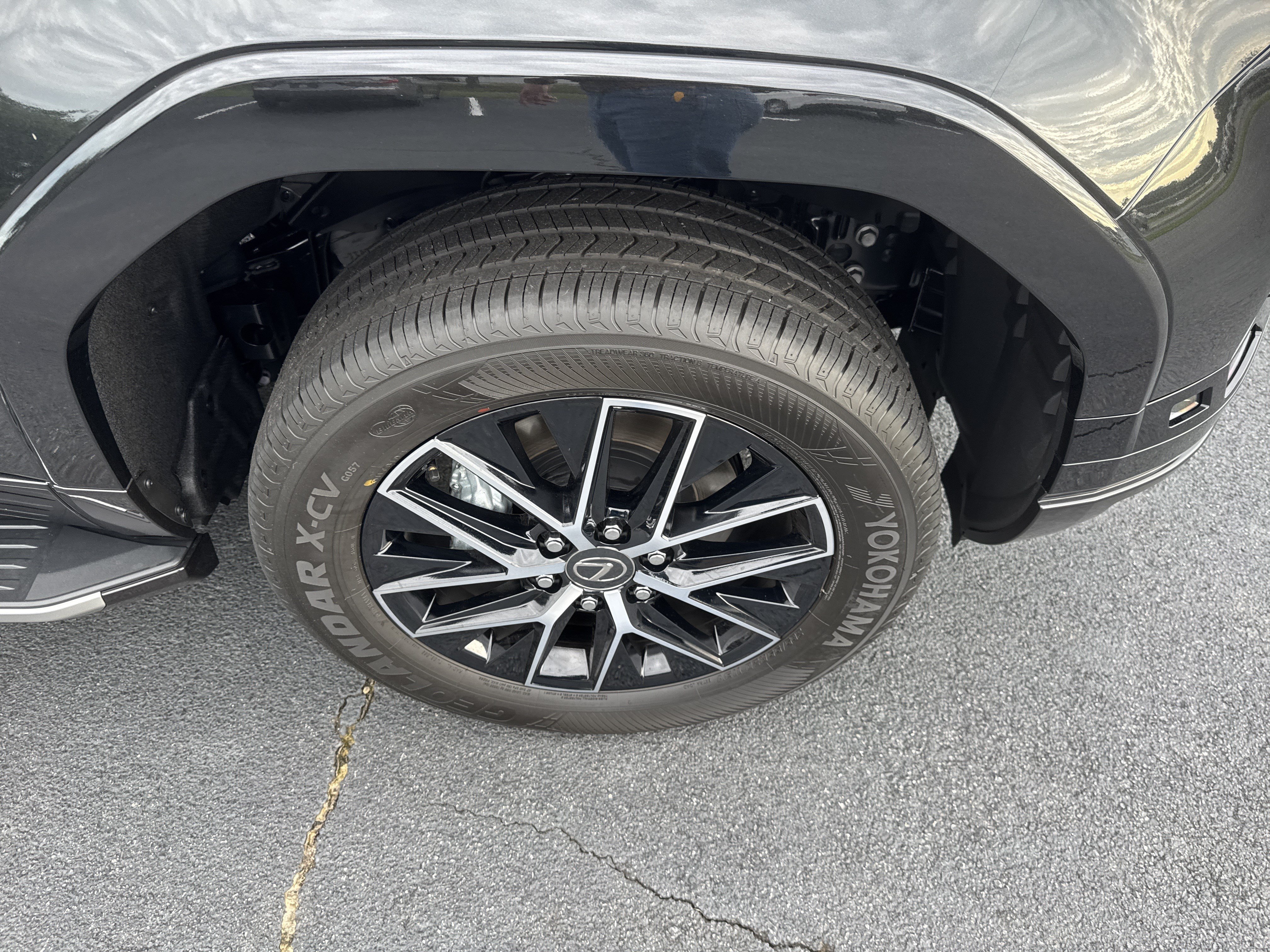 2026 Lexus GX Premium - Photo 10